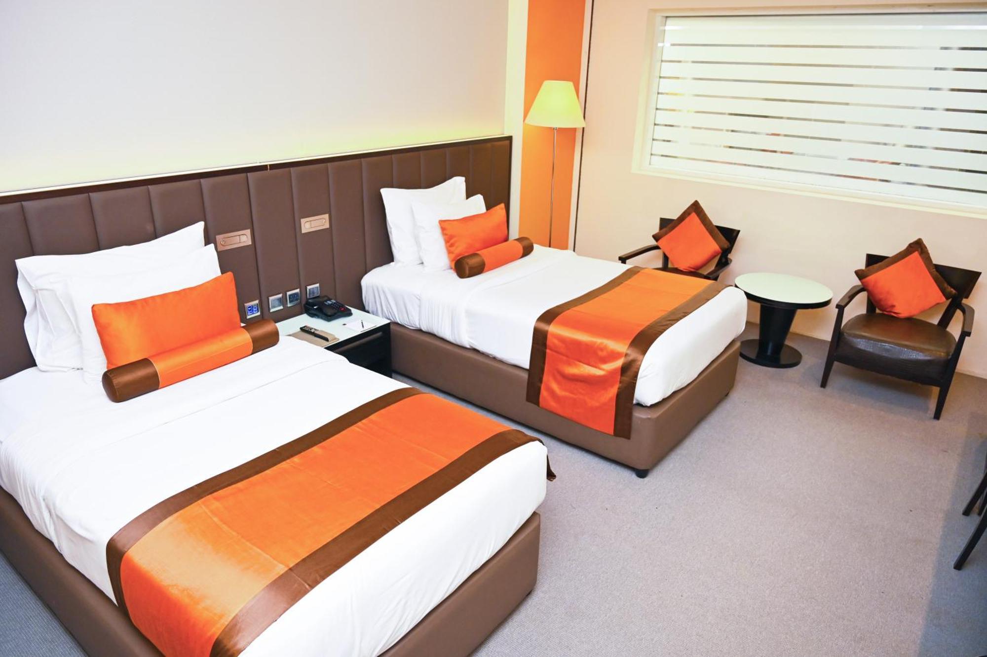 Hues Boutique Hotel Dubaï Extérieur photo